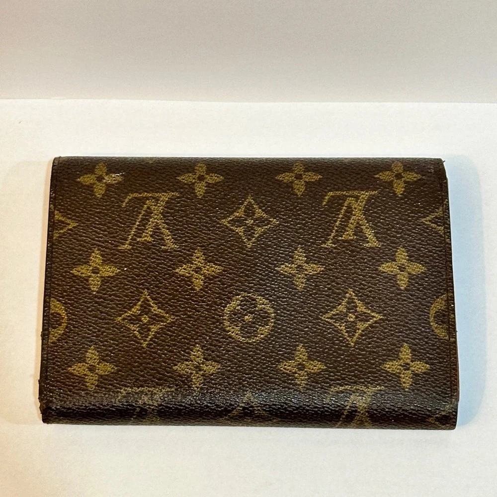 Louis Vuitton Brown Monogram Wallet - Picture 11 of 13